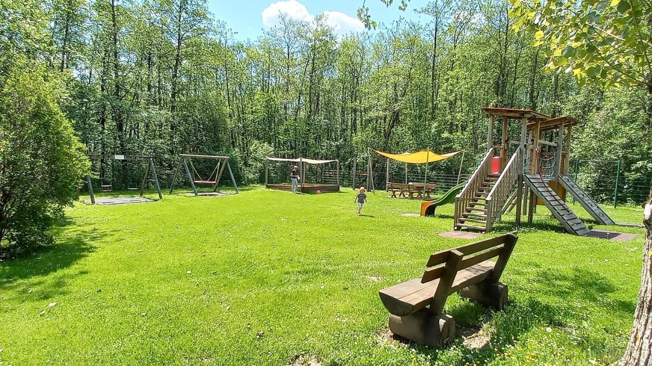 Kaspar Haus Kmb Seeblick Appartement Am Ossiacher See Mit Direktem Seezugang, Hallenbad Bodensdorf Exterior photo