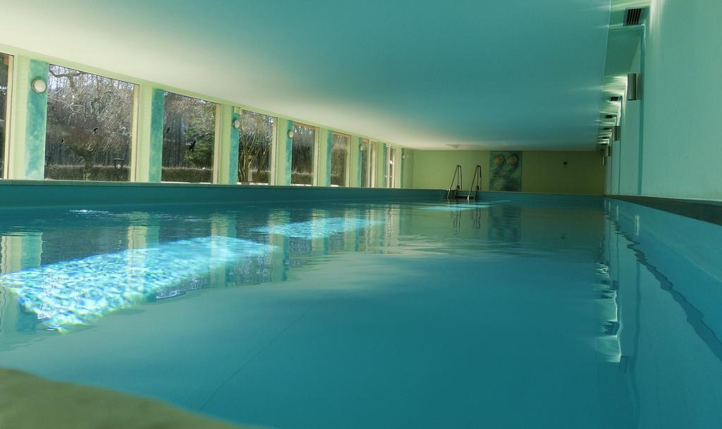Kaspar Haus Kmb Seeblick Appartement Am Ossiacher See Mit Direktem Seezugang, Hallenbad Bodensdorf Exterior photo